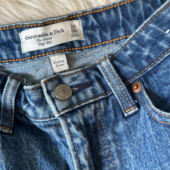 A b e r c r o m b i e & F i t c h • The Skinny high rise curve love jean - Picture 2 of 6